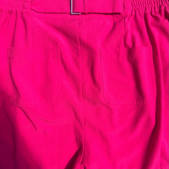 Torrid Pink Peacock Pull On Wide Leg Studio Crepe Short Size 16 - Picture 5 of 6